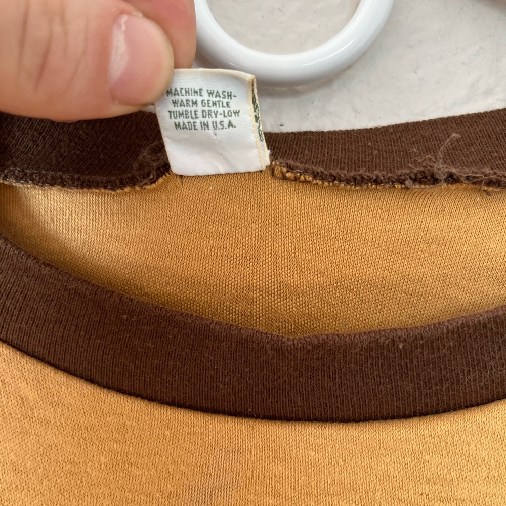 Men's Single Stitch USA Made Cotton Short Sleeve Raglan Tee in Mustard and Brown - Picture 3 of 9